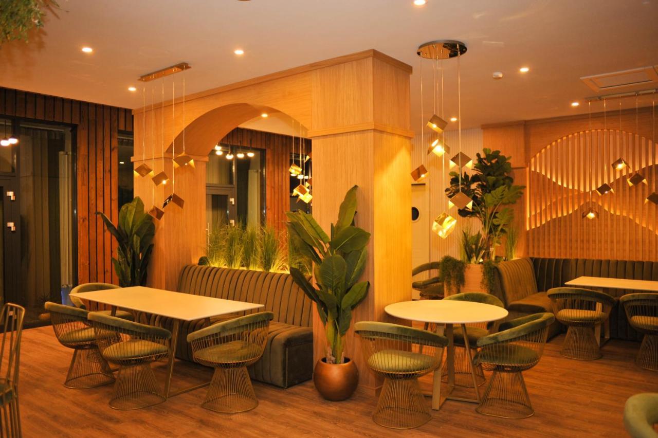 Hotel Angel Sofia Fălticeni Exterior foto